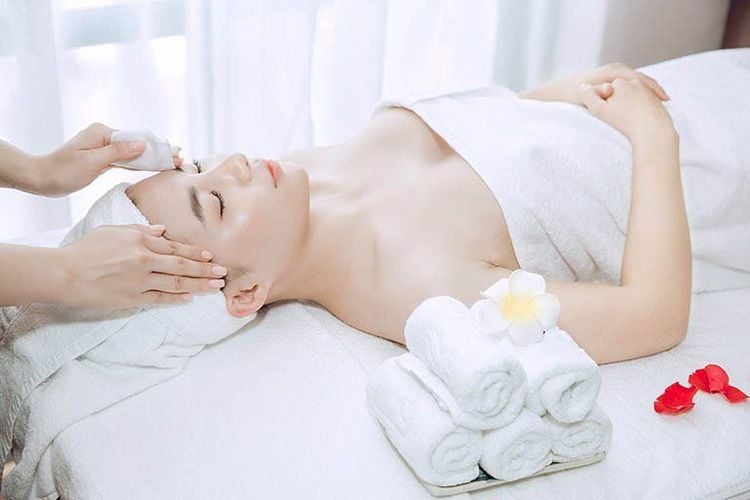 Không hiểu rõ sản phẩm và dịch vụ là lỗi sai nghiêm trọng khi chốt sale trong spa 